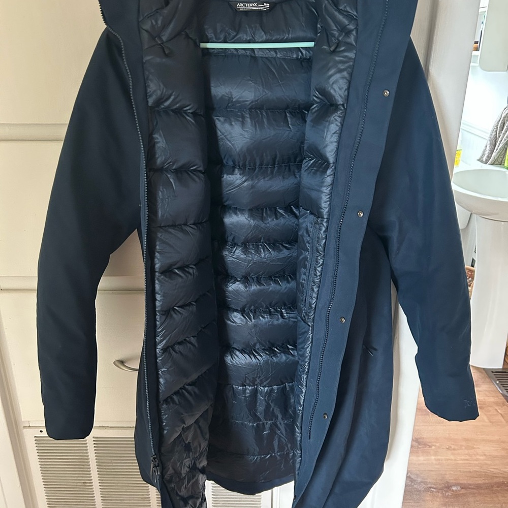 Arc'teryx Women's Blue Patera Parka